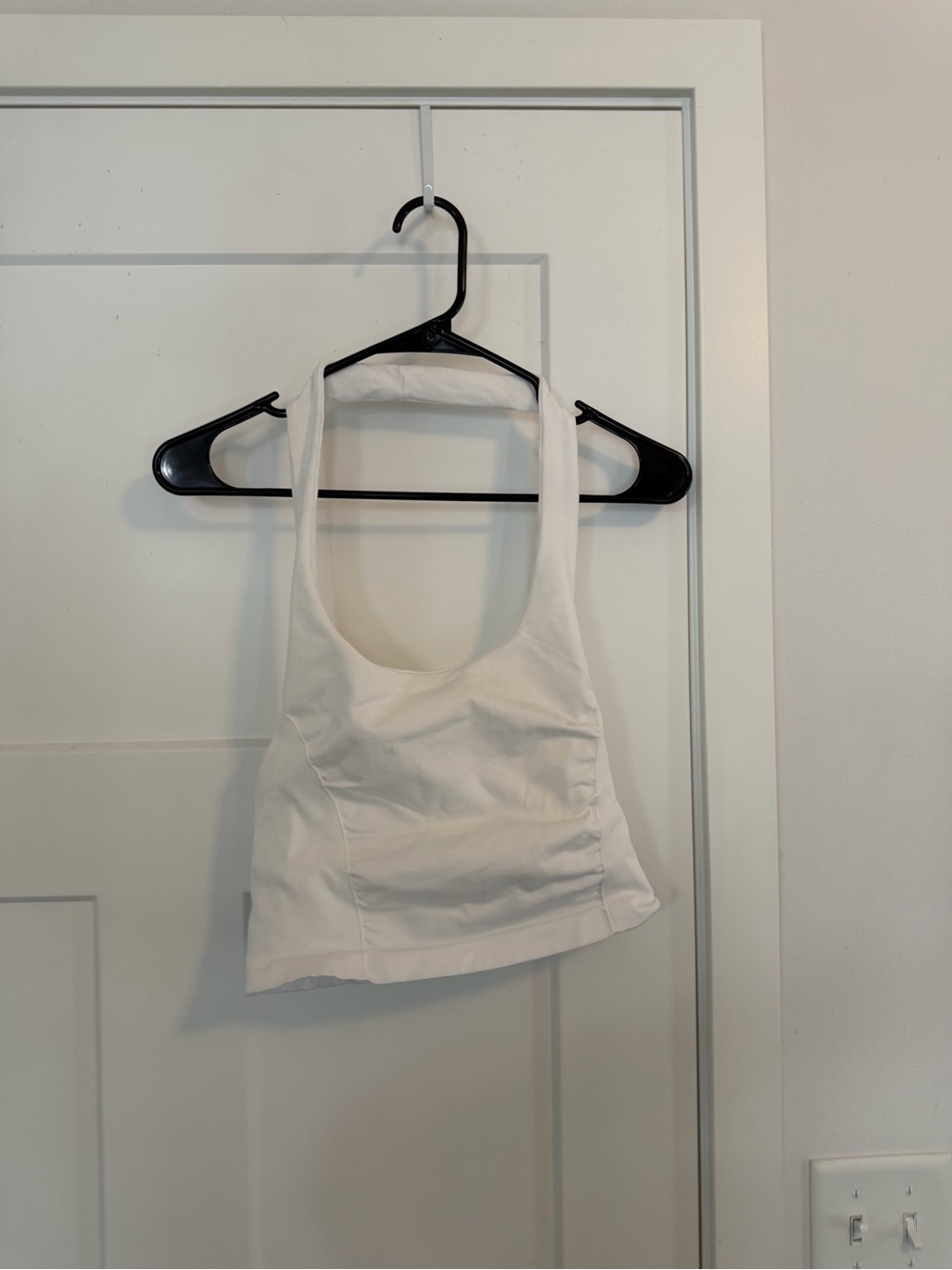 Fashion Nova White Scoop Crop Tank